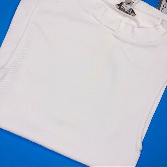 NY&C Eva Mendes Sleeveless Ribbed Fitted Top, White NWT (M) - Picture 5 of 6